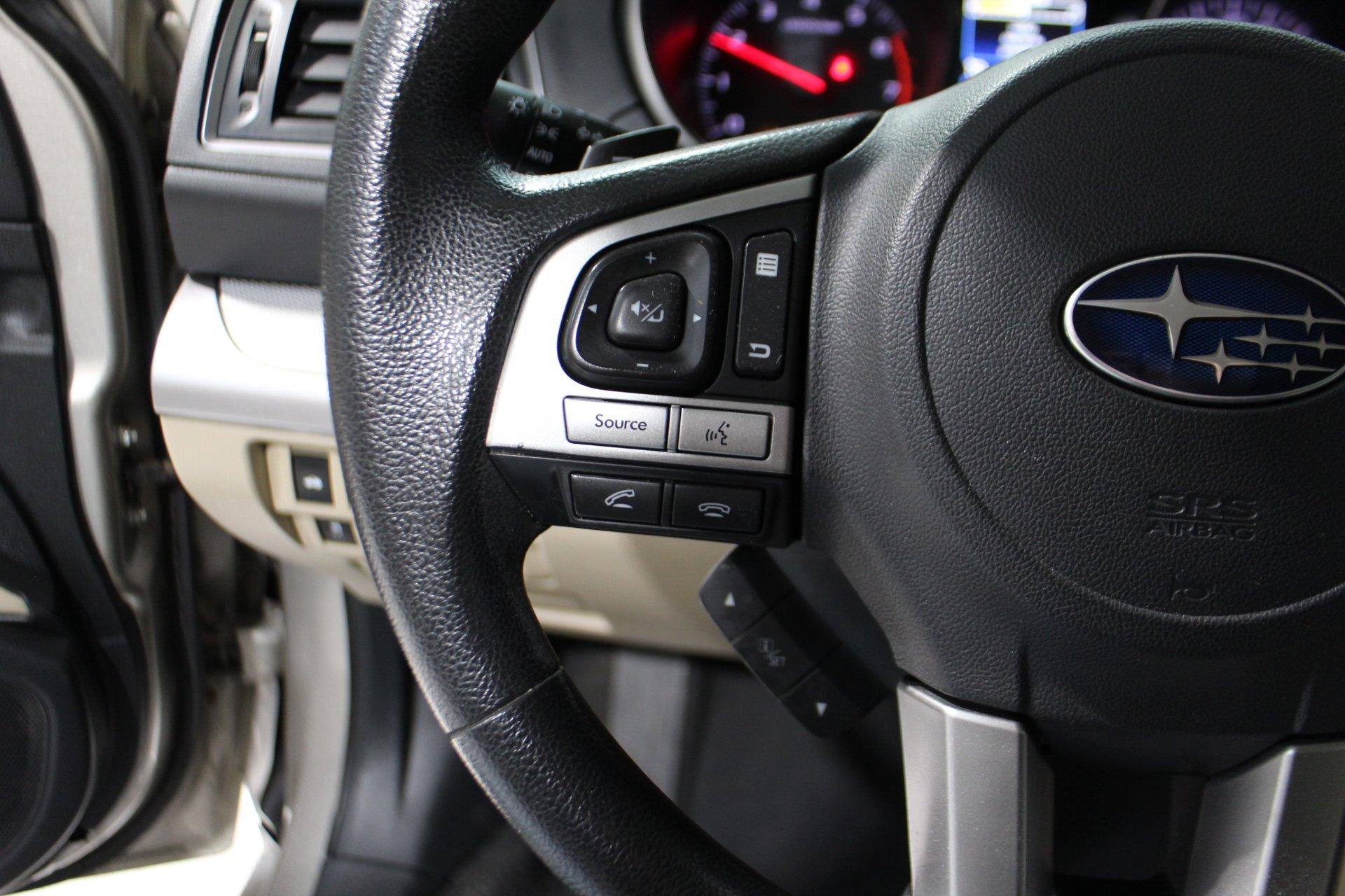 Subaru Legacy 2015 - Image 15