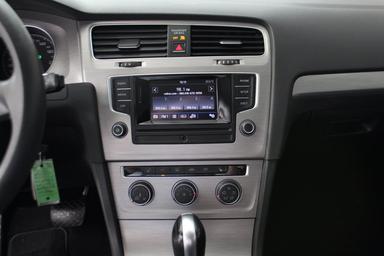 Volkswagen Golf 2017 - Thumbnail 18