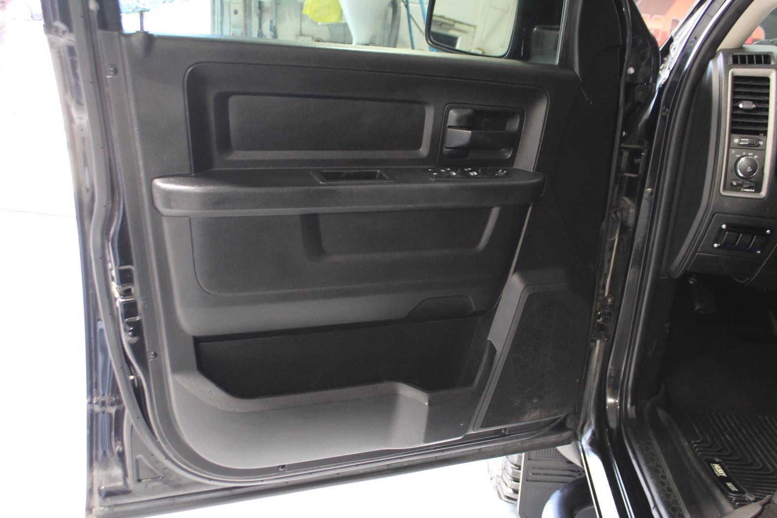 Dodge Ram 1500 2017 - Image 8