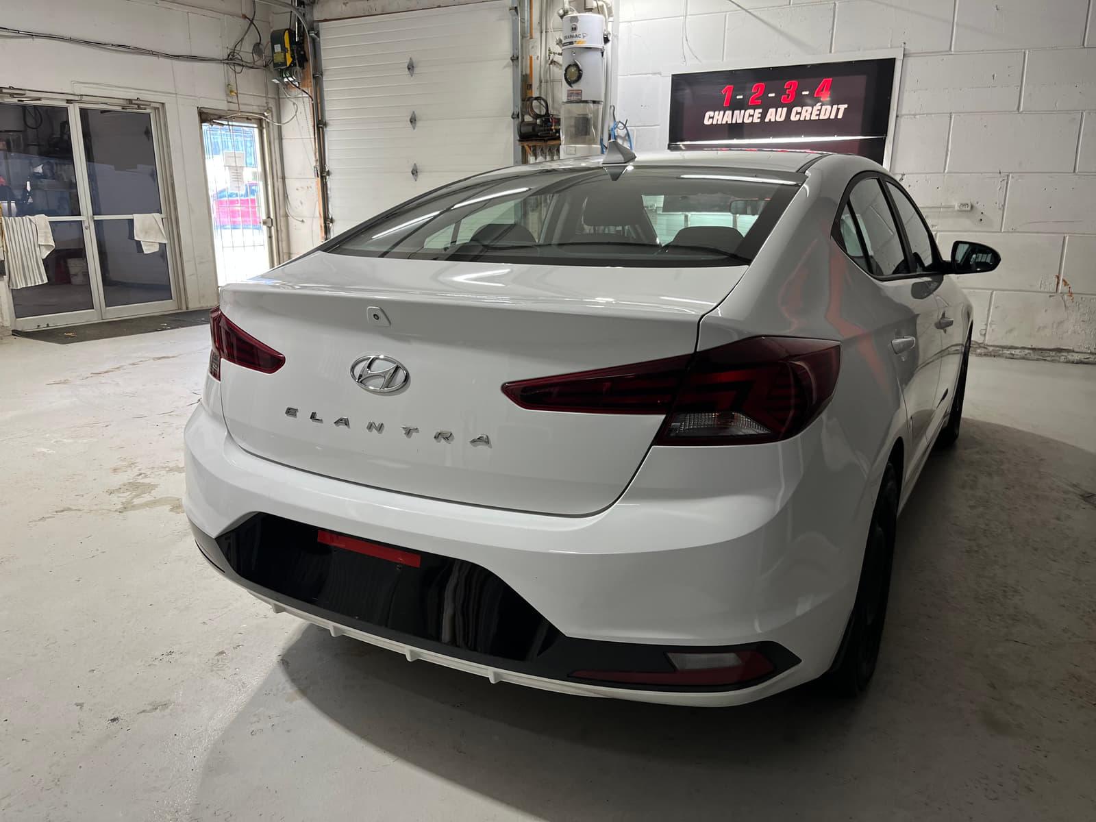 Hyundai Elantra 2019 - Image 4