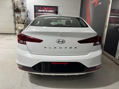 Hyundai Elantra 2019 - Thumbnail 5