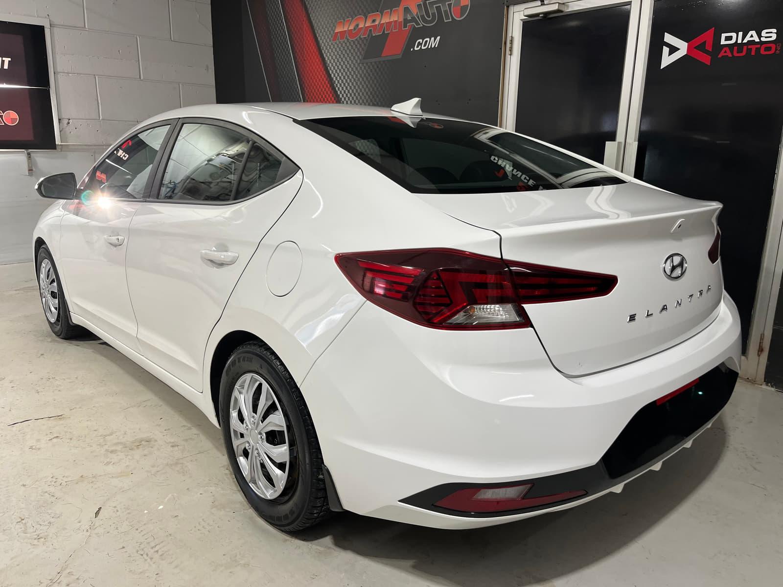 Hyundai Elantra 2019 - Image 6