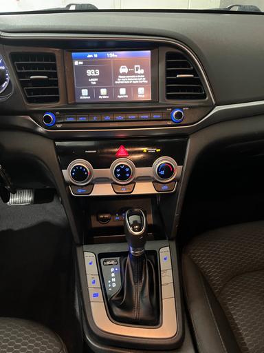 Hyundai Elantra 2019 - Thumbnail 15