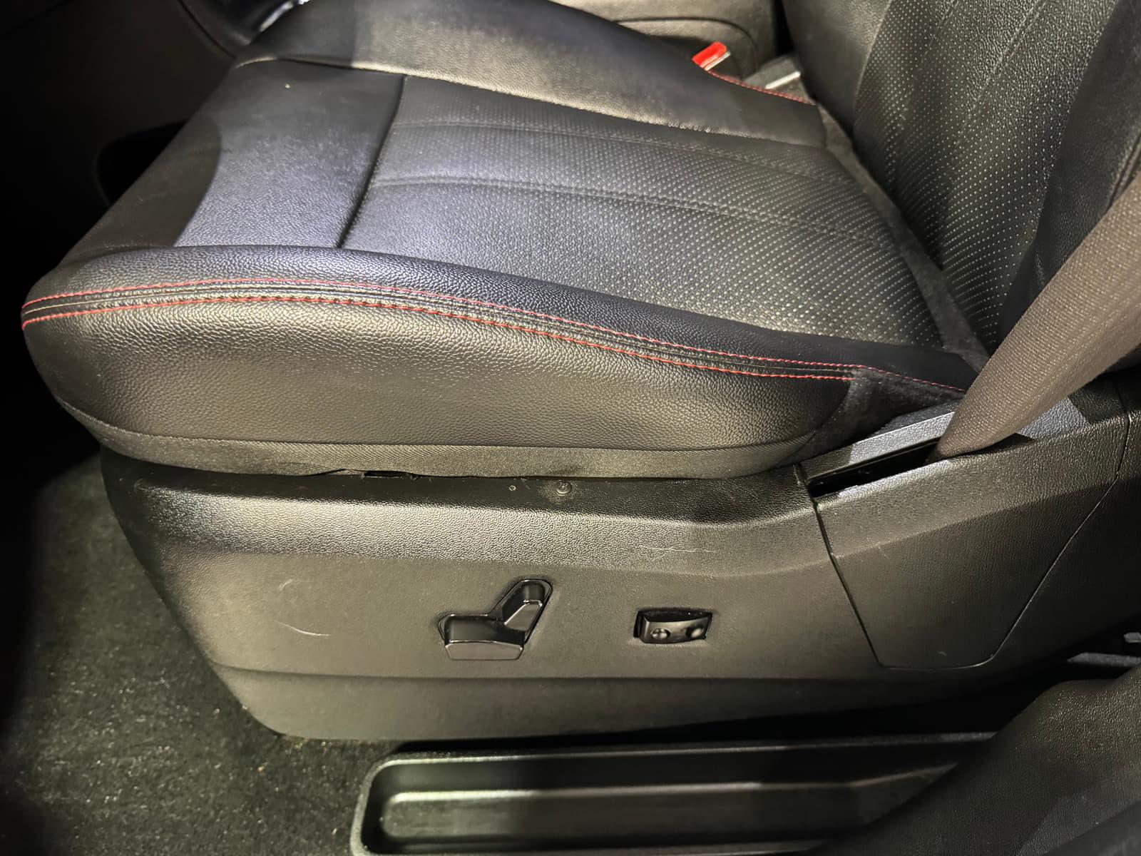 Dodge Grand Caravan 2017 - Image 13