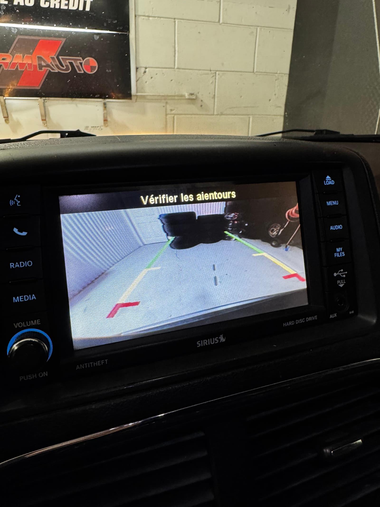 Dodge Grand Caravan 2017 - Image 19