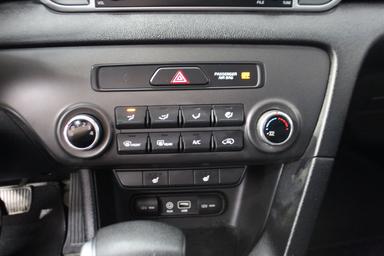 Kia Sportage 2018 - Thumbnail 18