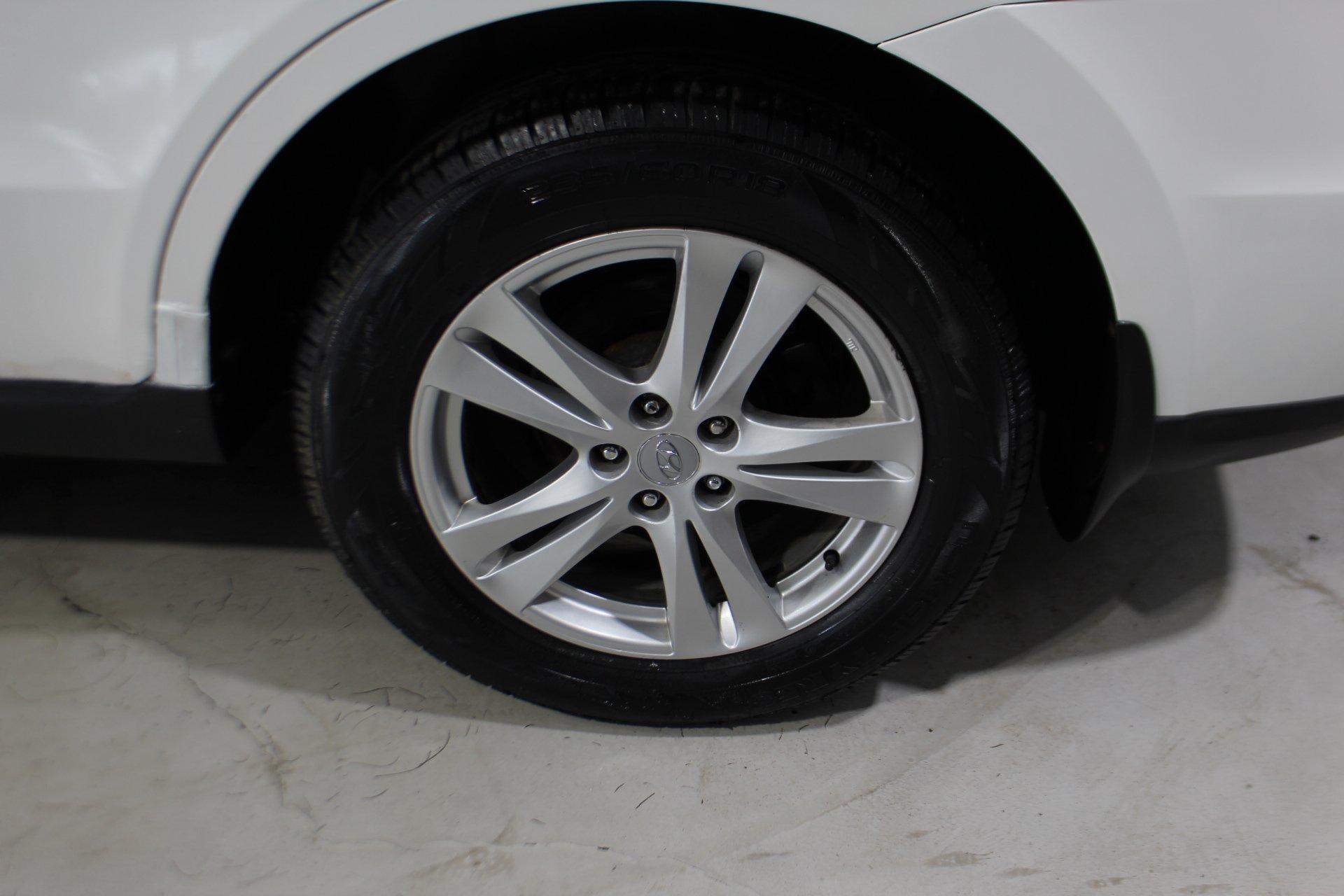 Hyundai Santa Fe 2010 - Image 8