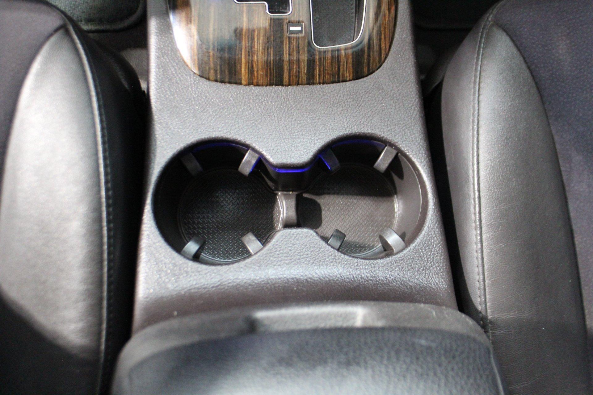 Hyundai Santa Fe 2010 - Image 24