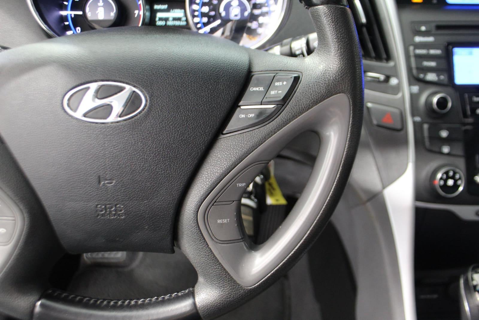 Hyundai Sonata 2013 - Image 17