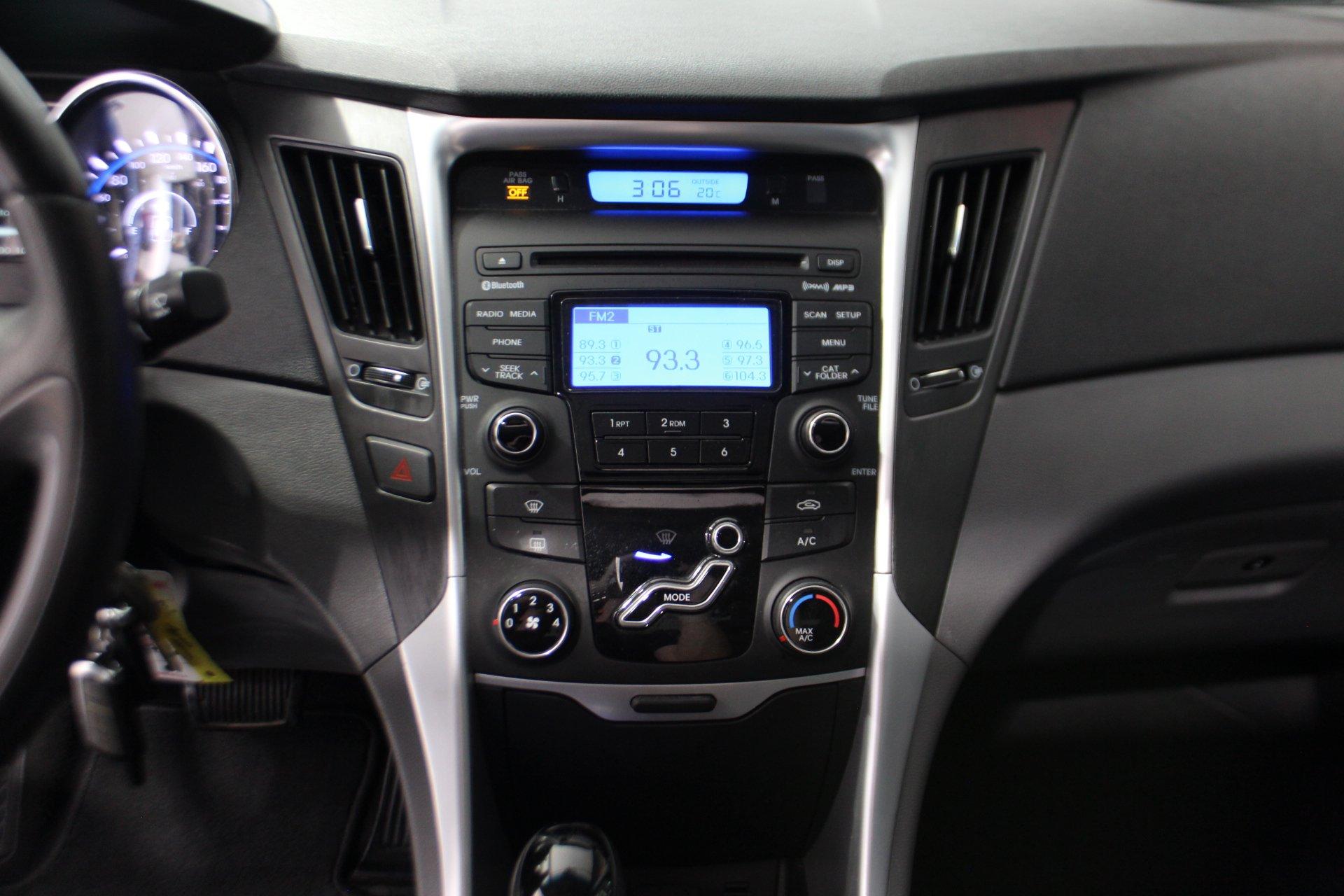 Hyundai Sonata 2013 - Image 19