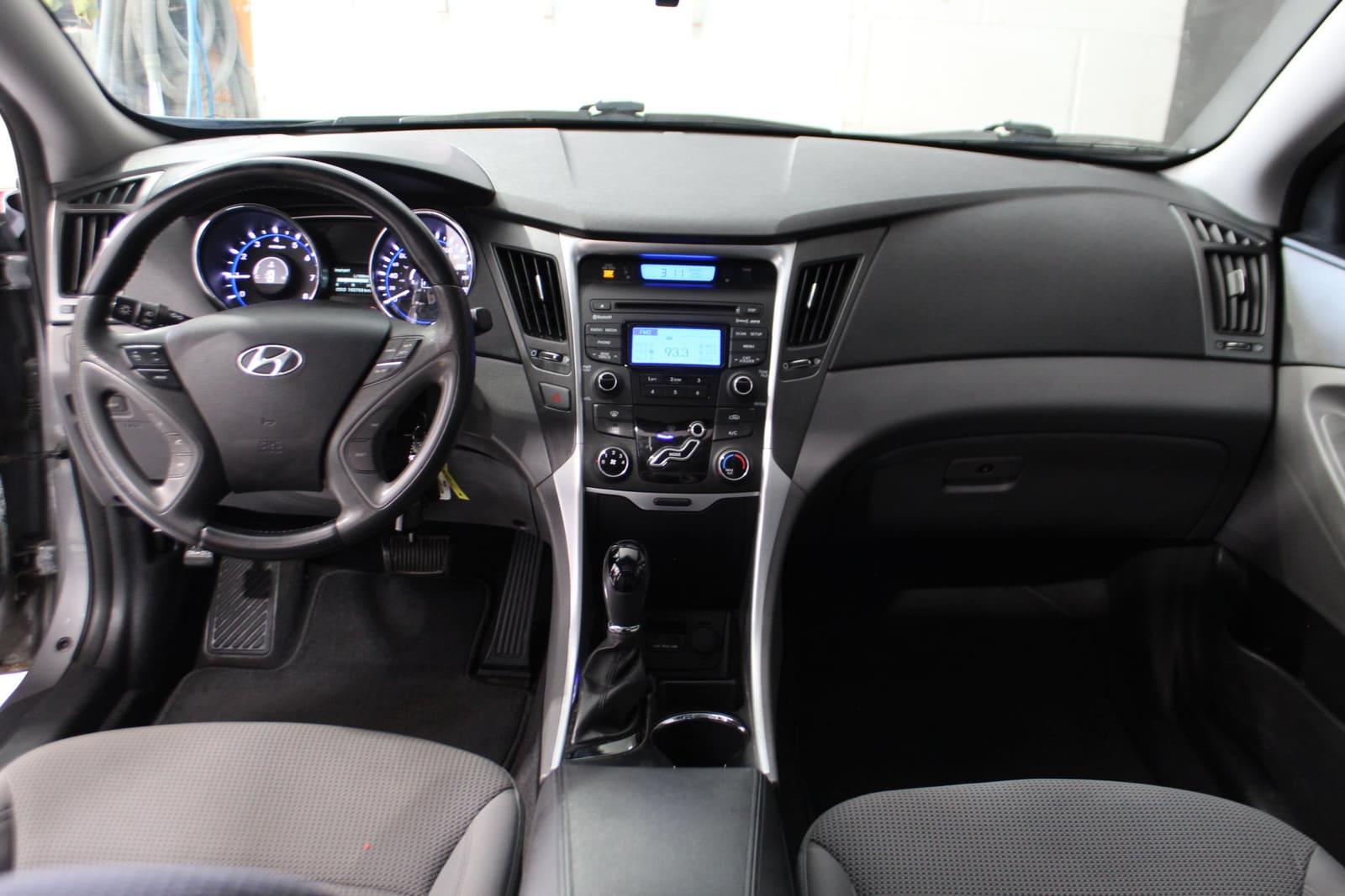 Hyundai Sonata 2013 - Image 13