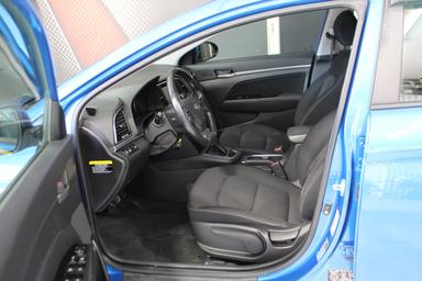 Hyundai Elantra 2017 - Thumbnail 10