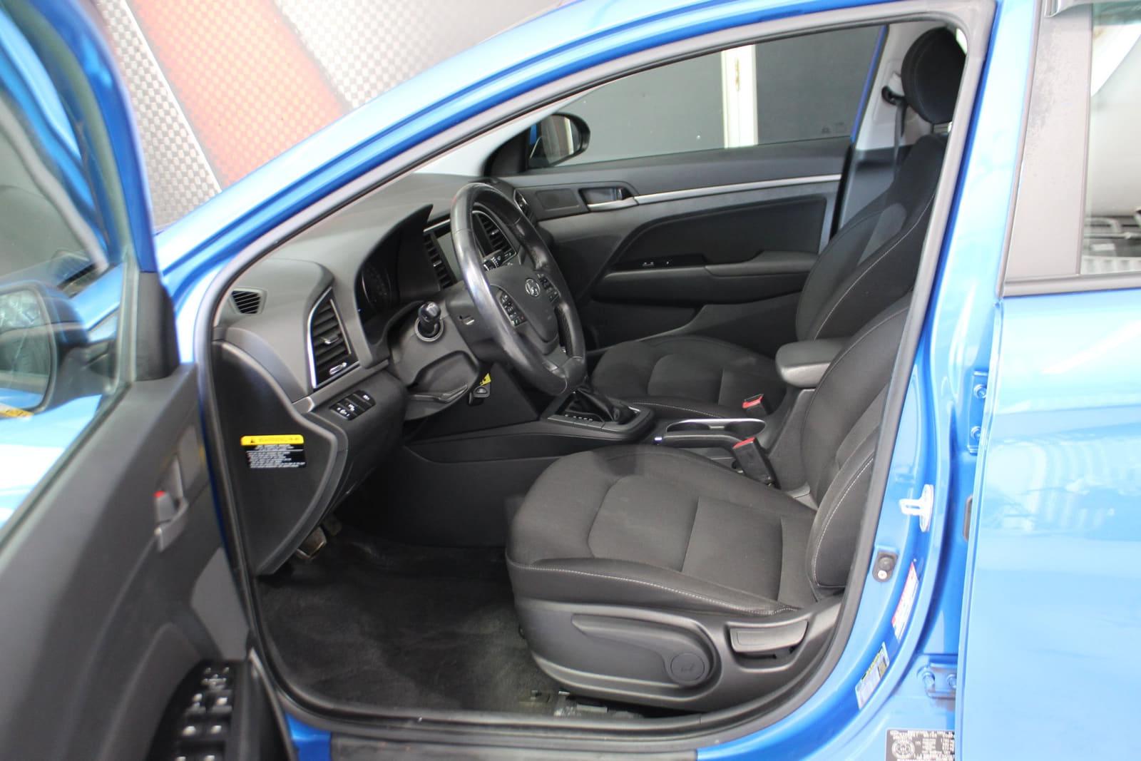 Hyundai Elantra 2017 - Image 10