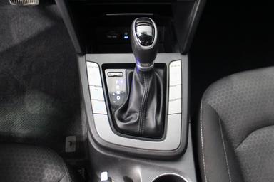 Hyundai Elantra 2017 - Thumbnail 22