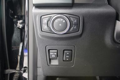 Ford F-150 2019 - Thumbnail 13