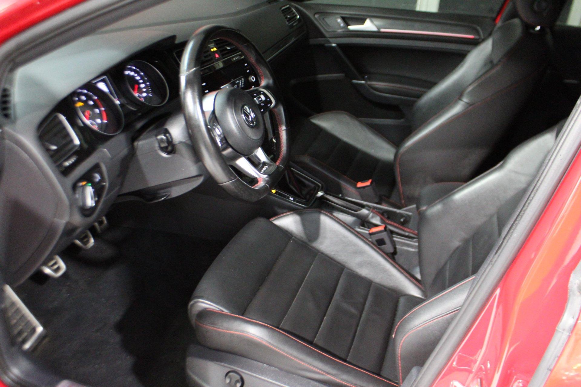 Volkswagen Golf GTI 2018 - Image 8