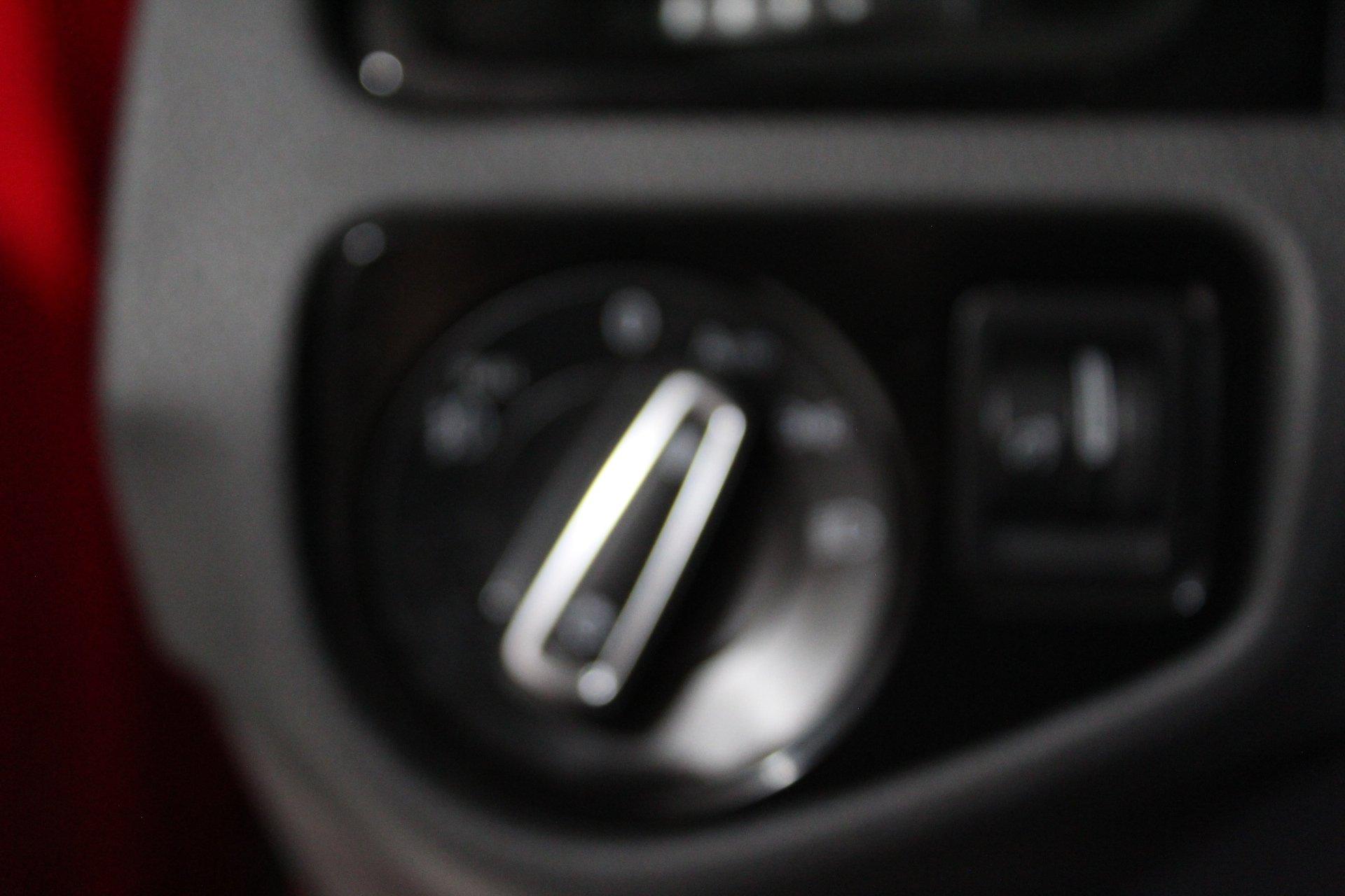 Volkswagen Golf GTI 2018 - Image 18