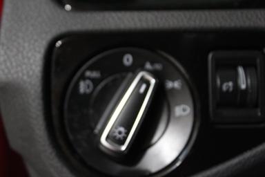 Volkswagen Golf GTI 2018 - Thumbnail 19