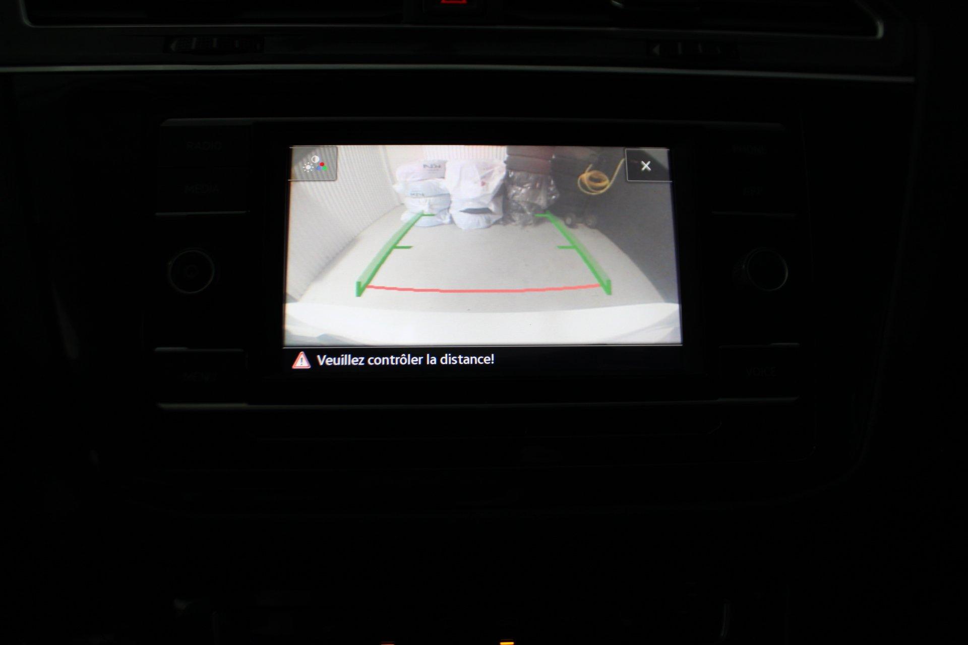 Volkswagen Tiguan 2021 - Image 17