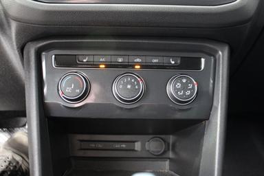 Volkswagen Tiguan 2021 - Thumbnail 18