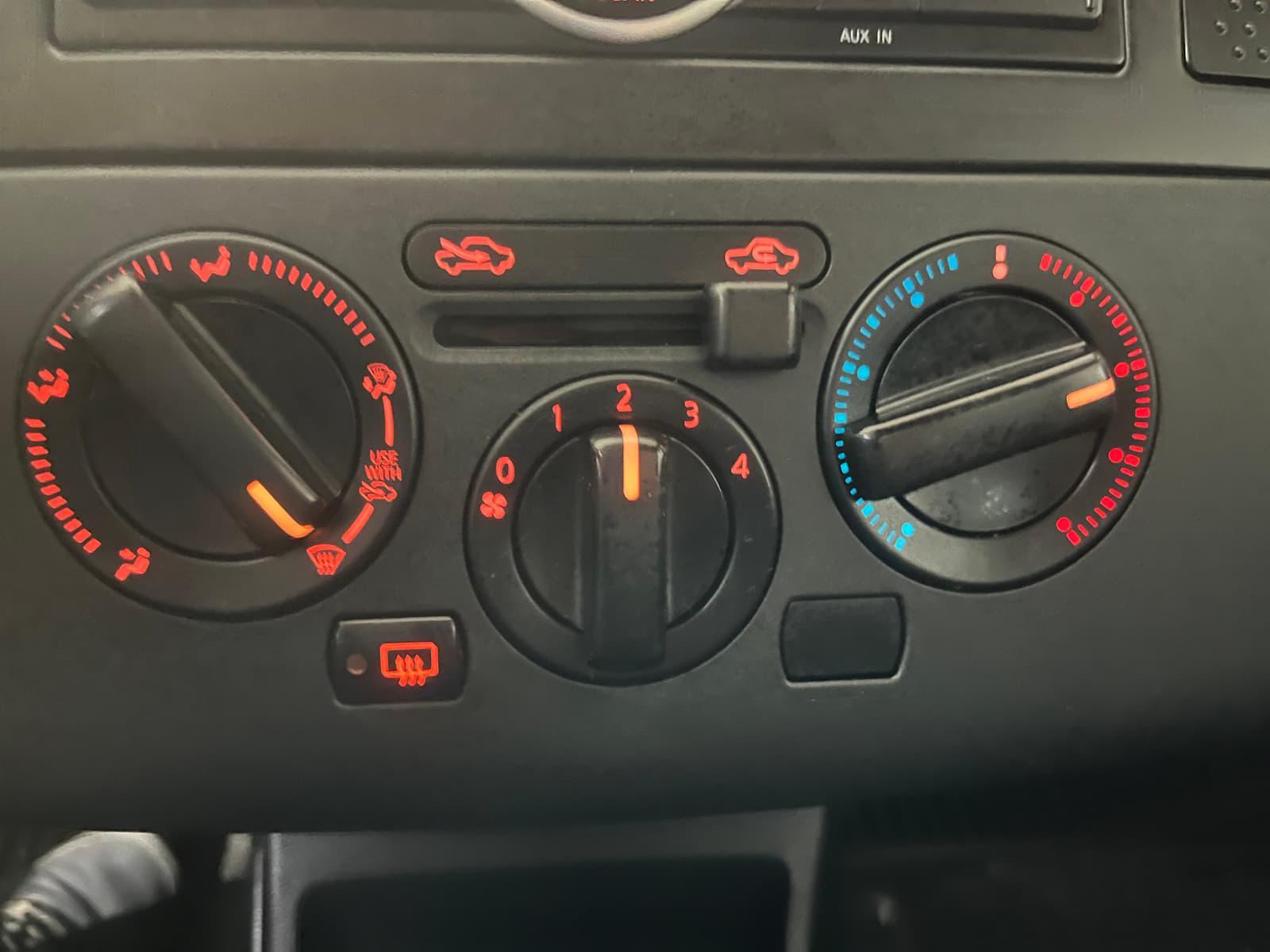 Nissan Versa 2011 - Image 14