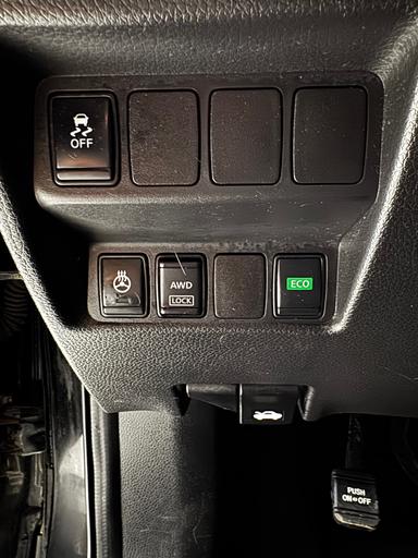 Nissan Qashqai 2017 - Thumbnail 11