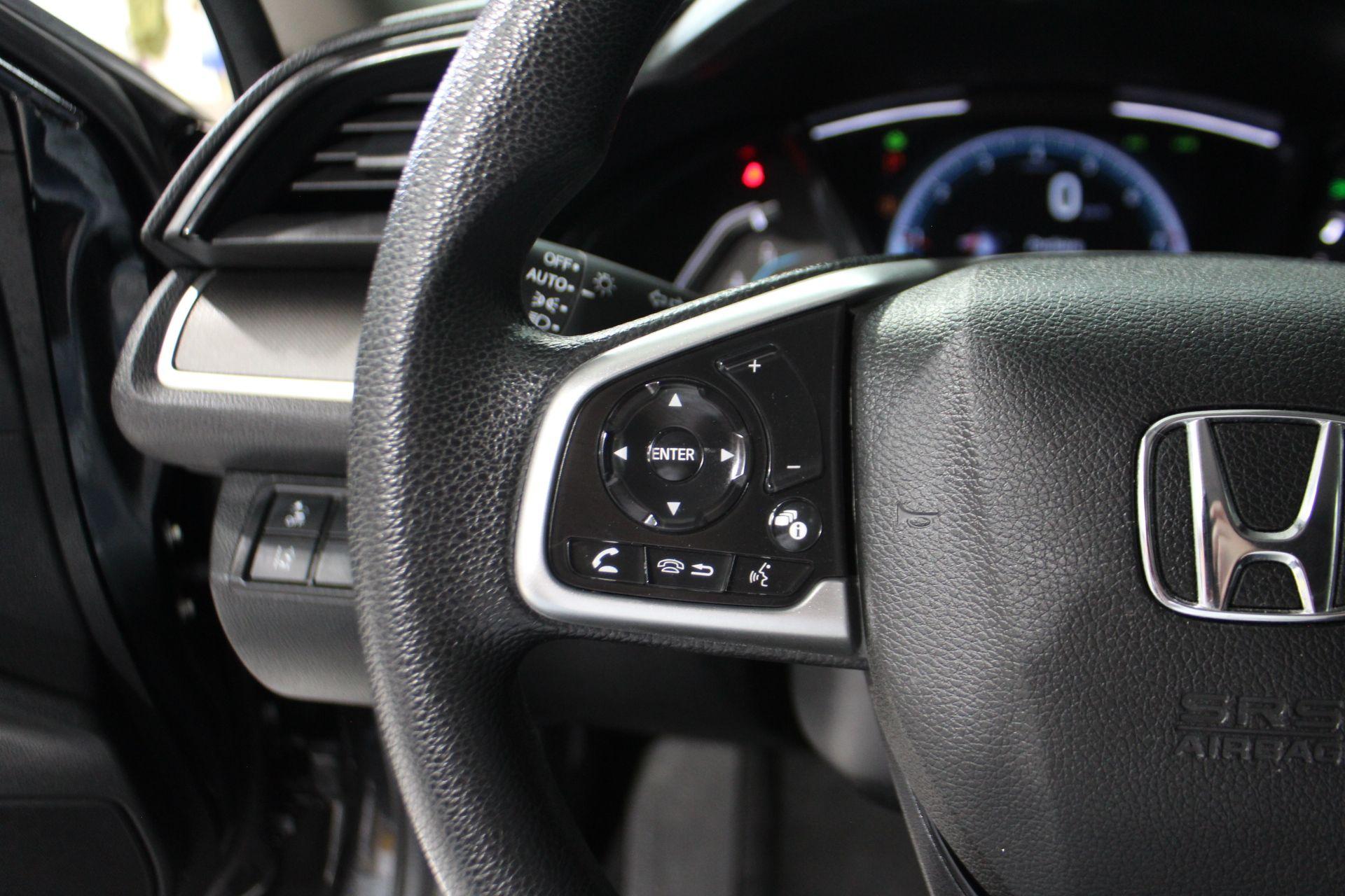 Honda Civic 2021 - Image 14