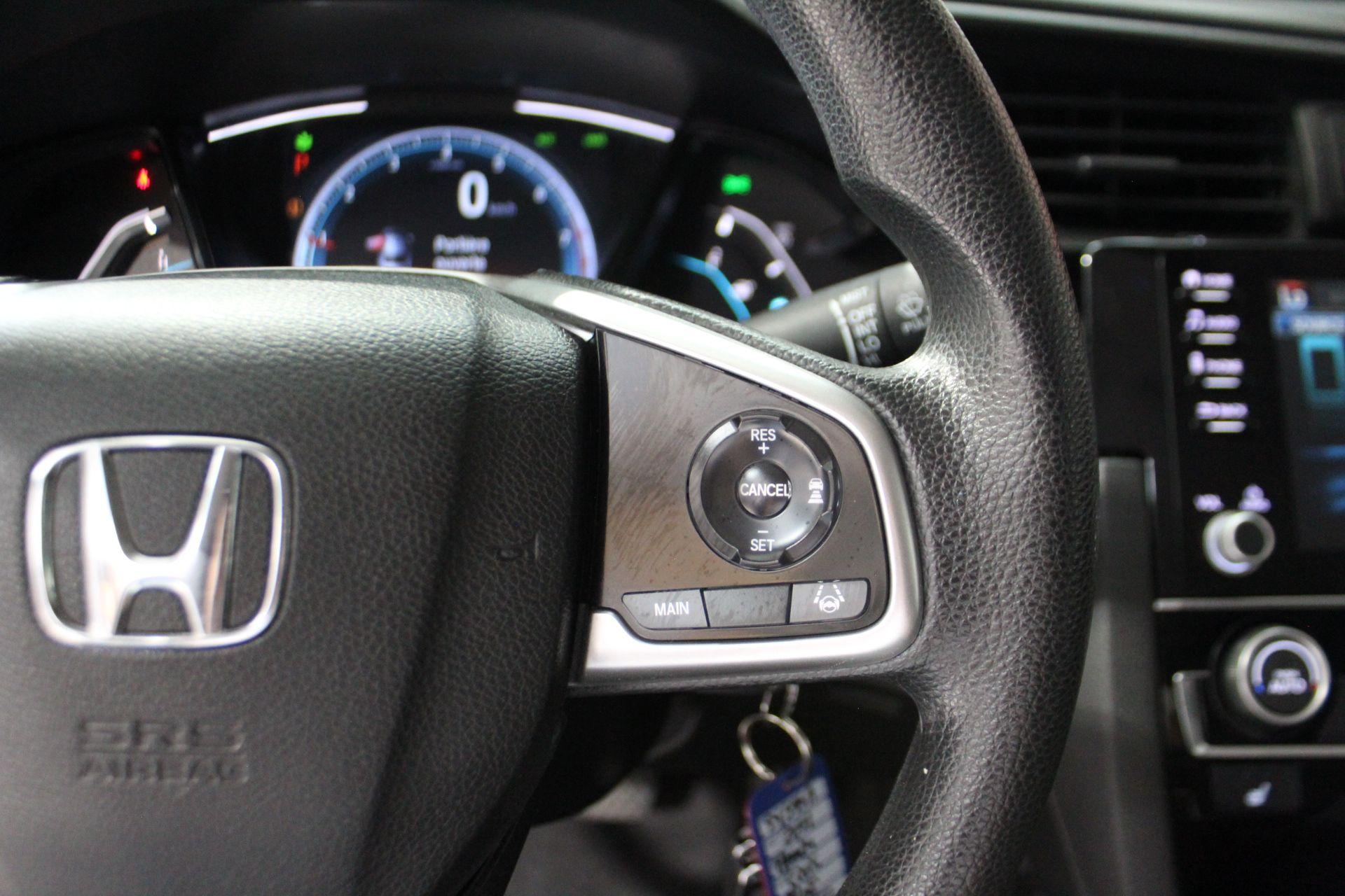 Honda Civic 2021 - Image 15