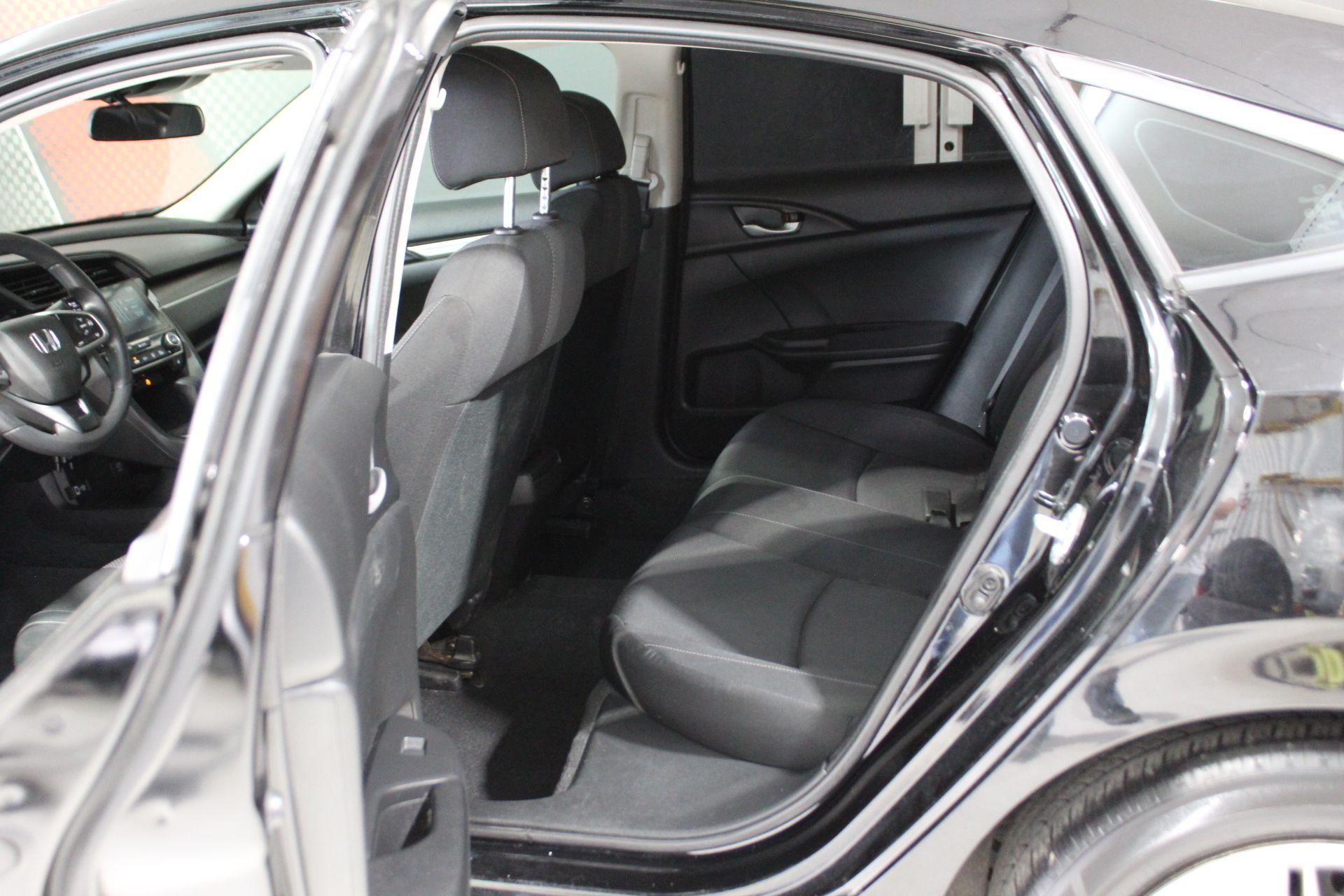 Honda Civic 2021 - Image 22