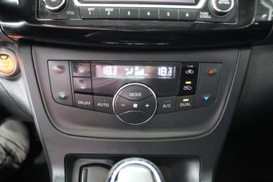 Nissan Sentra 2018 - Thumbnail 19