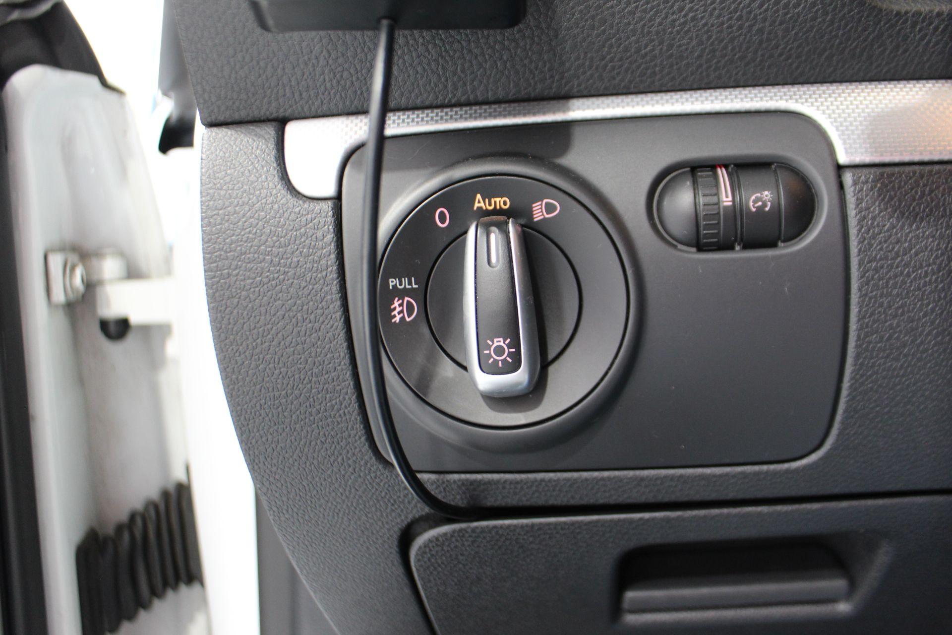 Volkswagen Eos 2015 - Image 16