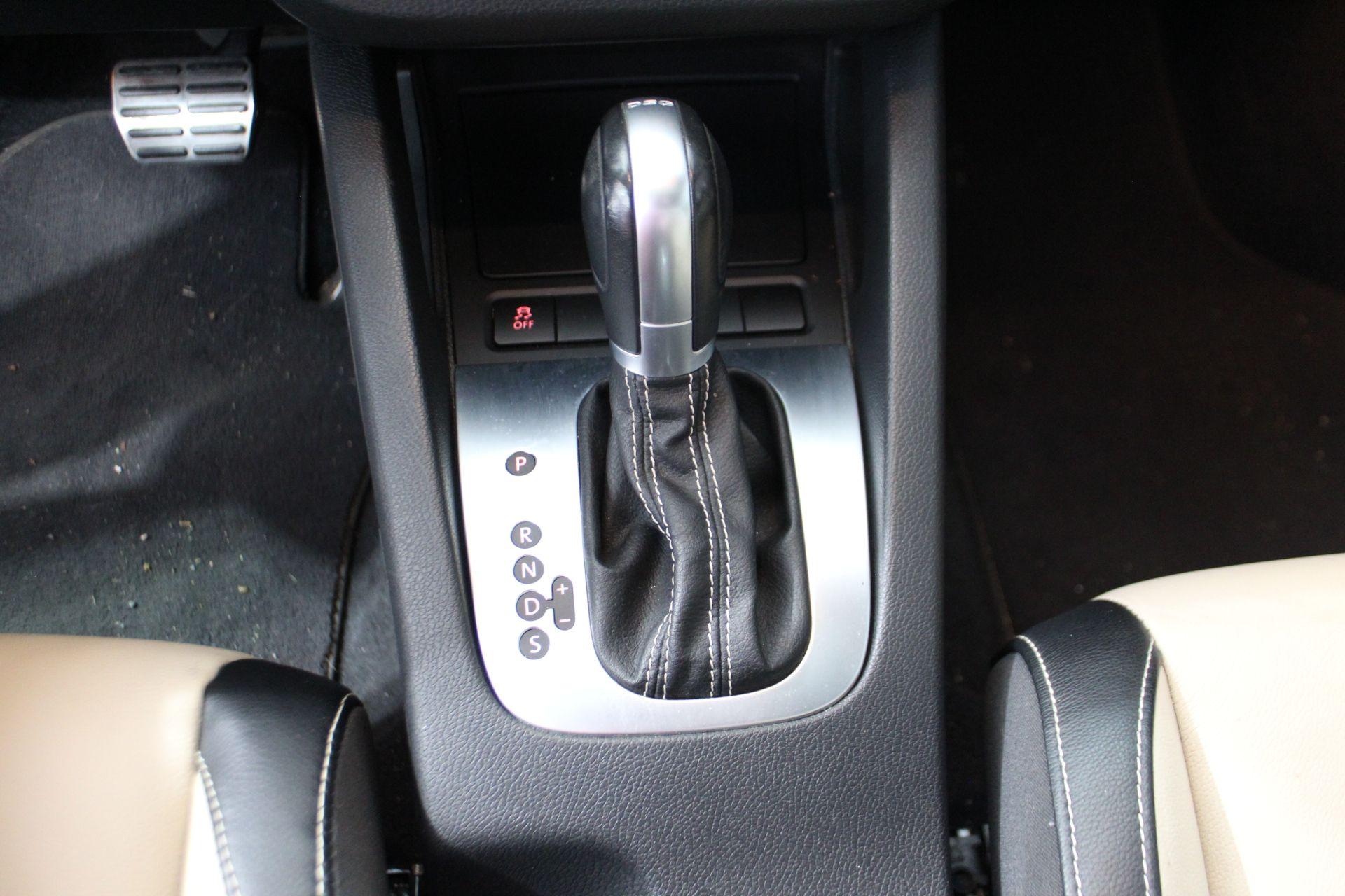 Volkswagen Eos 2015 - Image 23