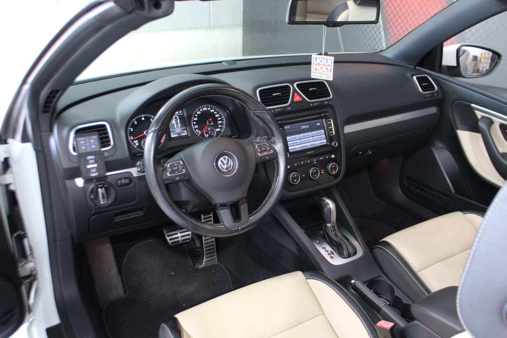 Volkswagen Eos 2015 - Image 11