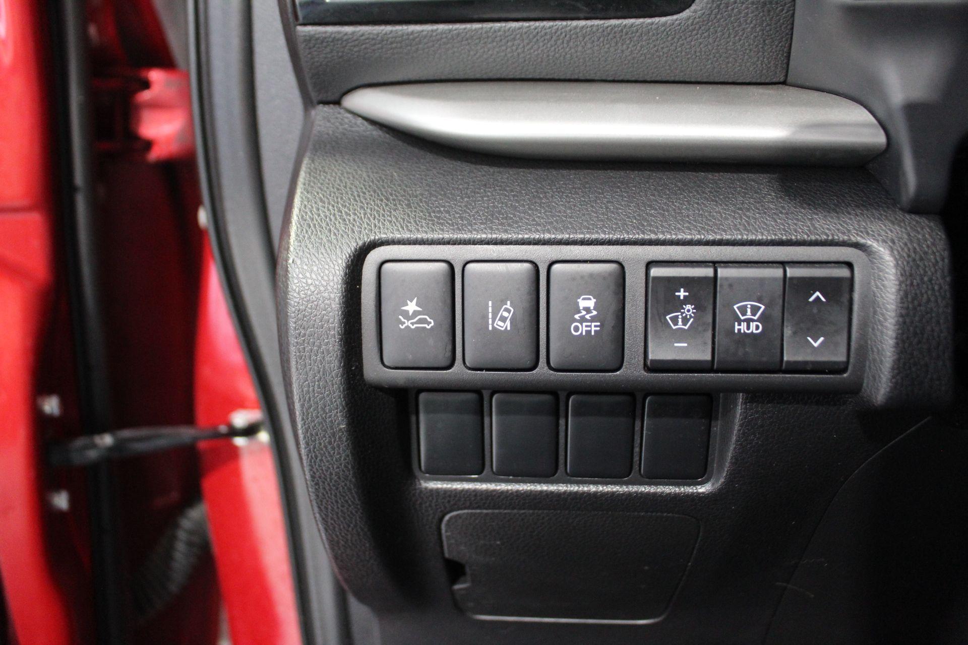 Mitsubishi Eclipse Cross 2022 - Image 12