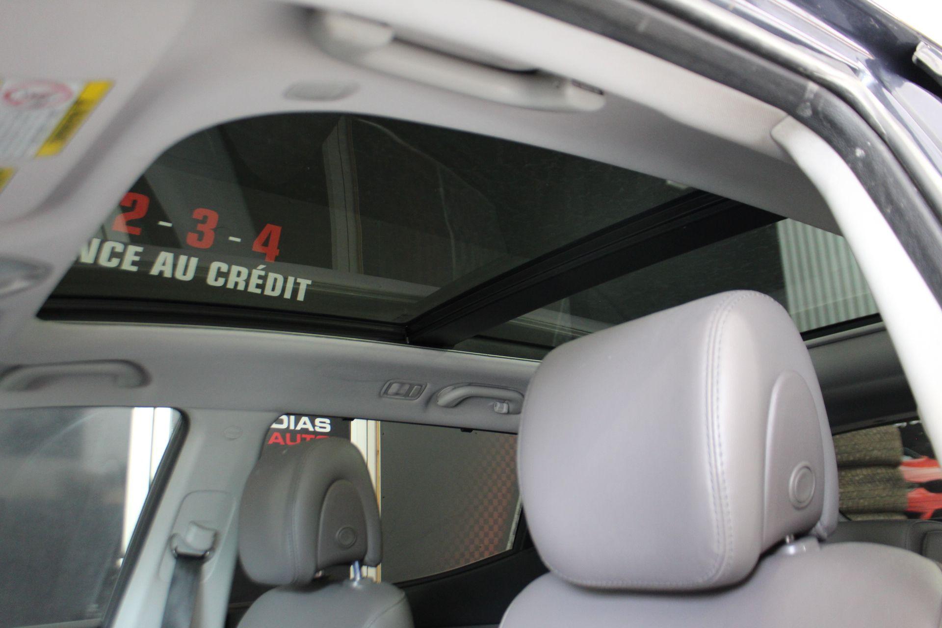 Hyundai Santa Fe 2013 - Image 14