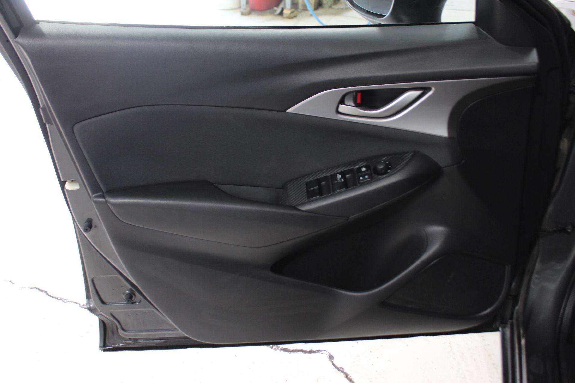 Mazda CX-3 2018 - Image 9