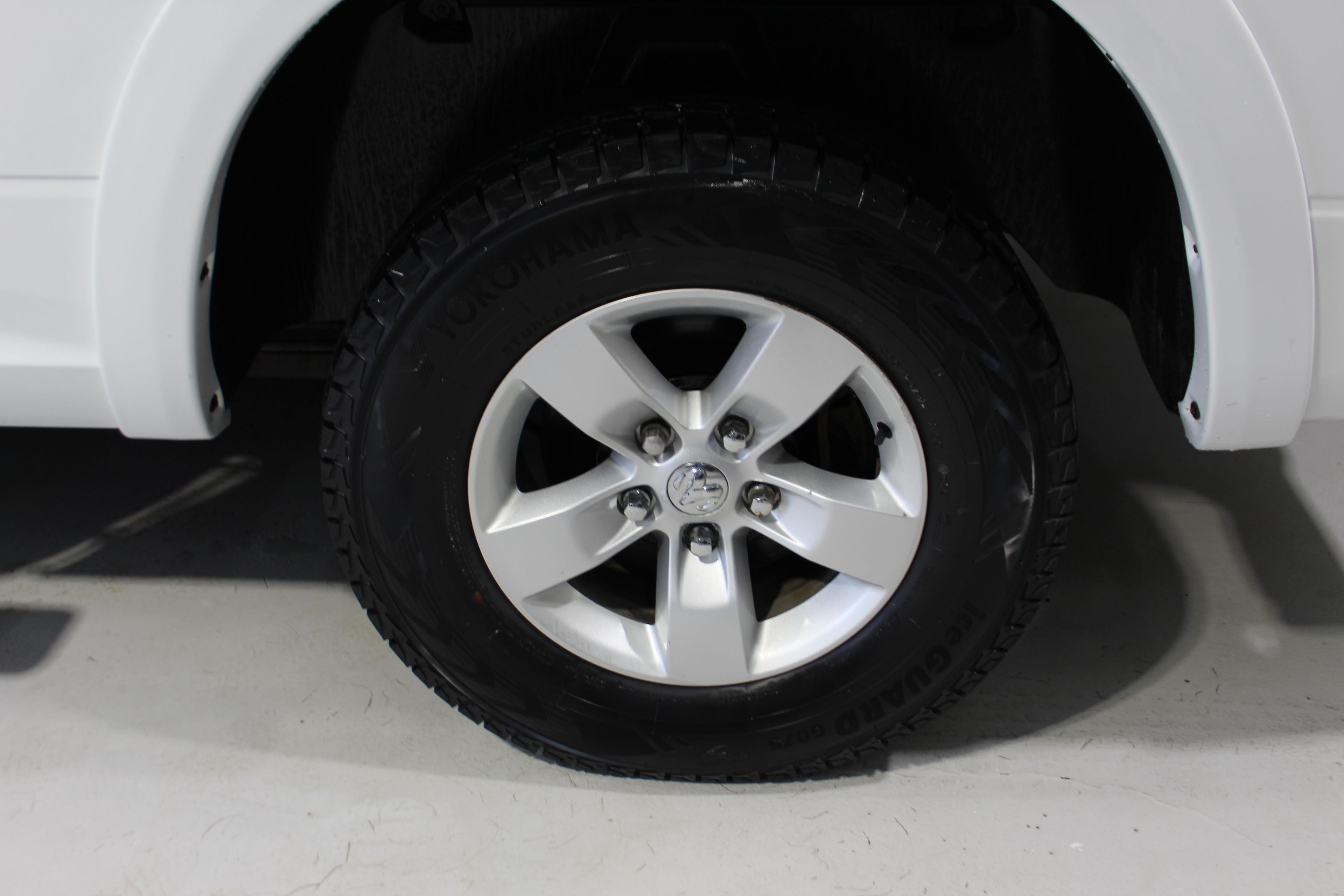 Dodge Ram 1500 2015 - Image 8