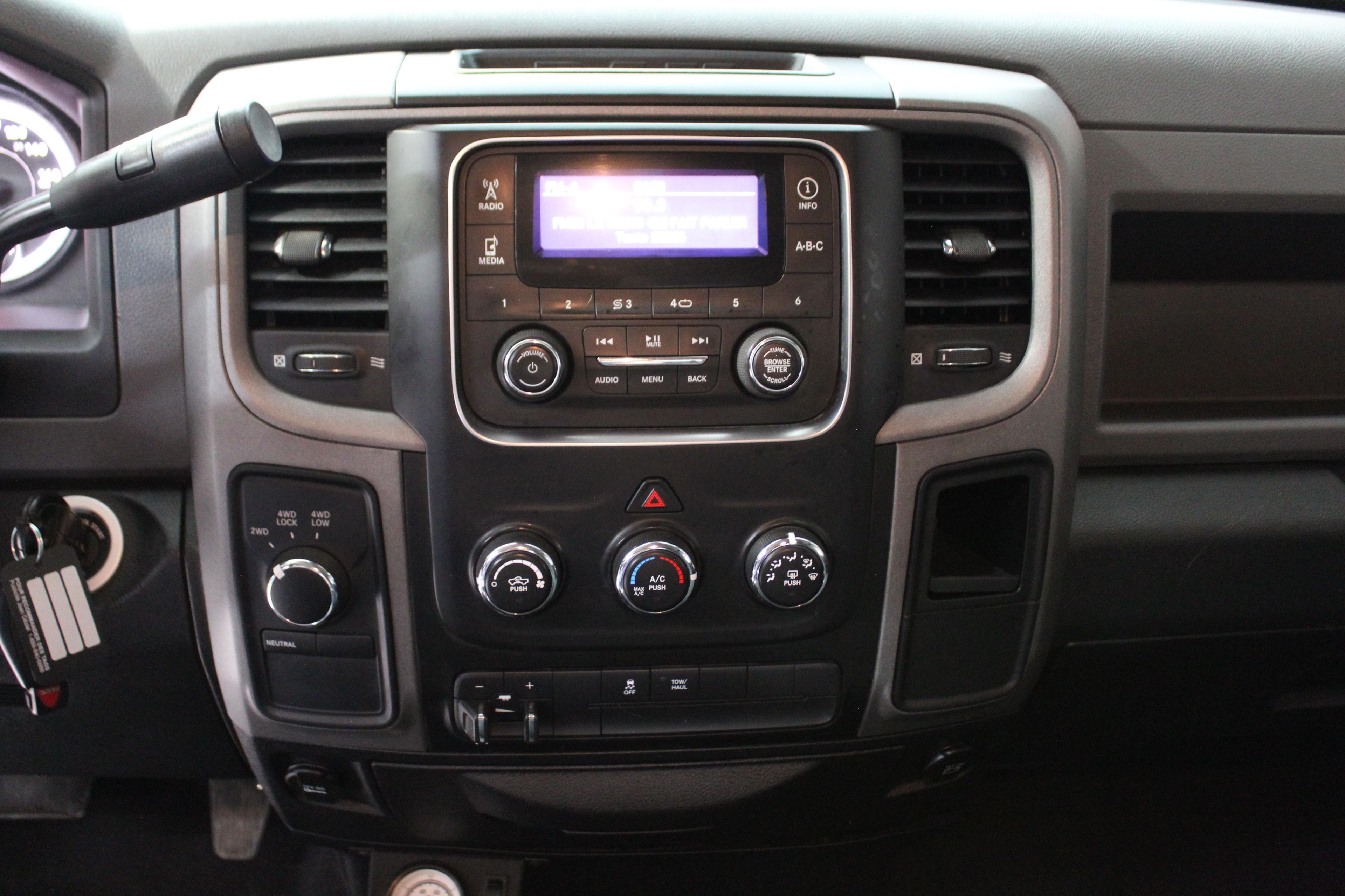 Dodge Ram 1500 2015 - Image 17
