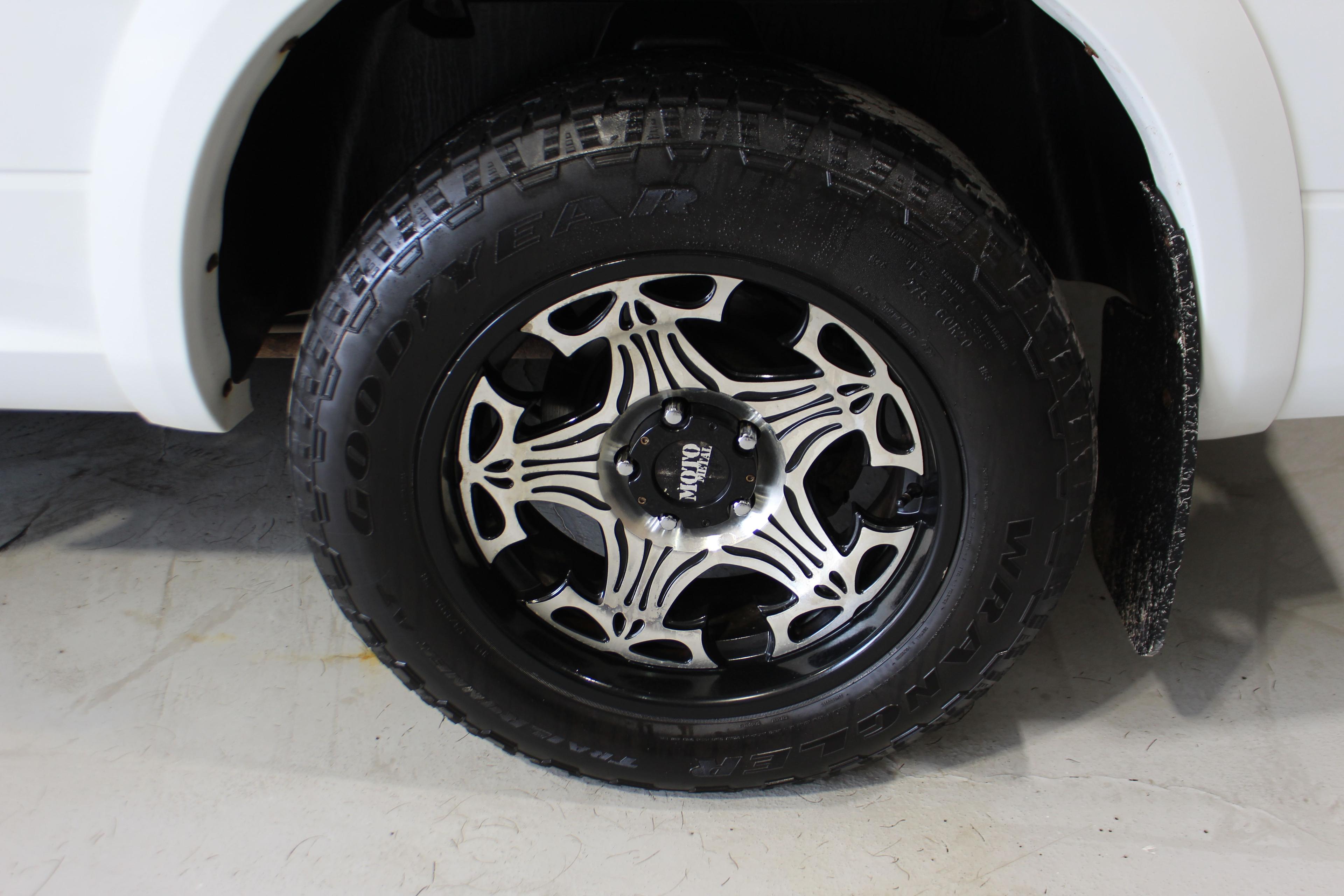 Dodge Ram 1500 2012 - Image 9