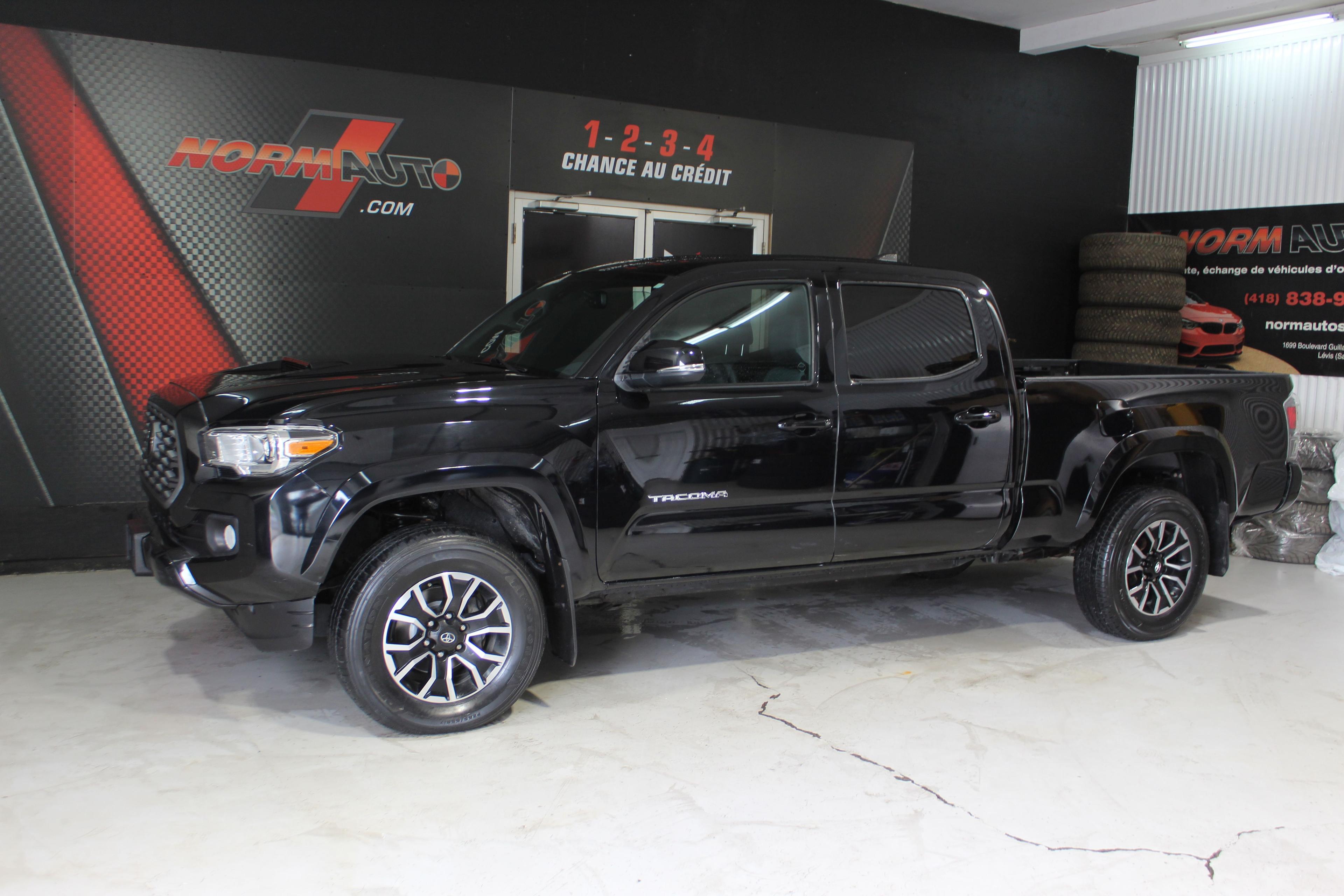 Toyota Tacoma 2021 - Image 2