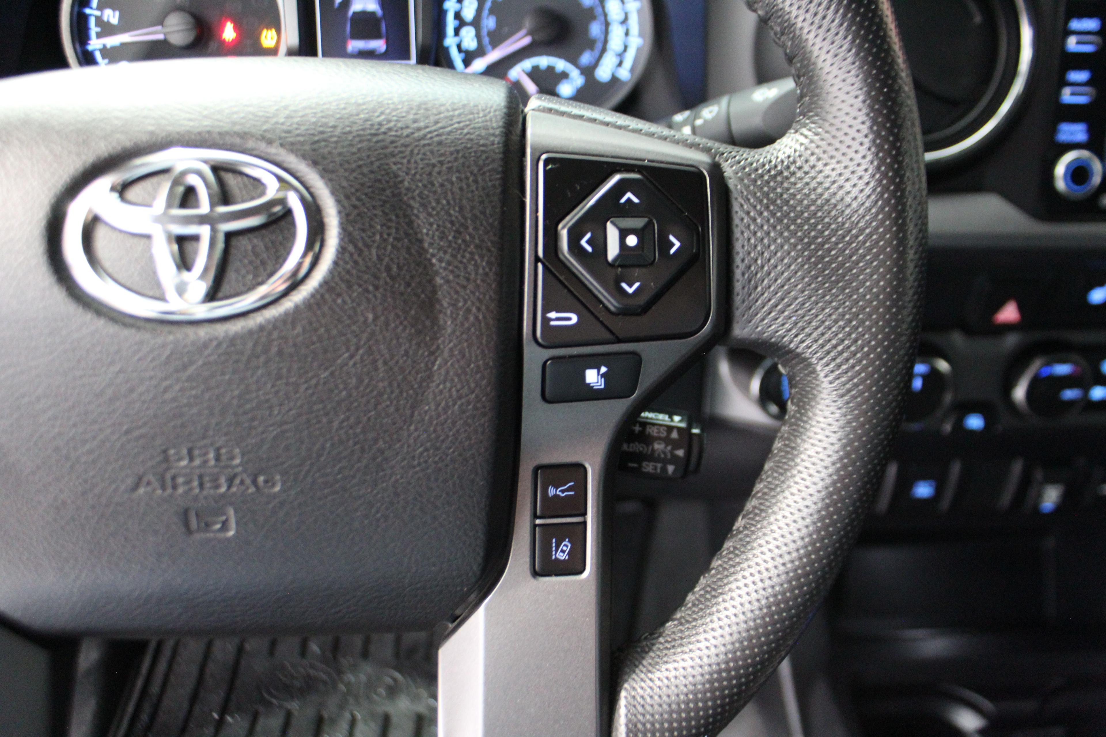 Toyota Tacoma 2021 - Image 16