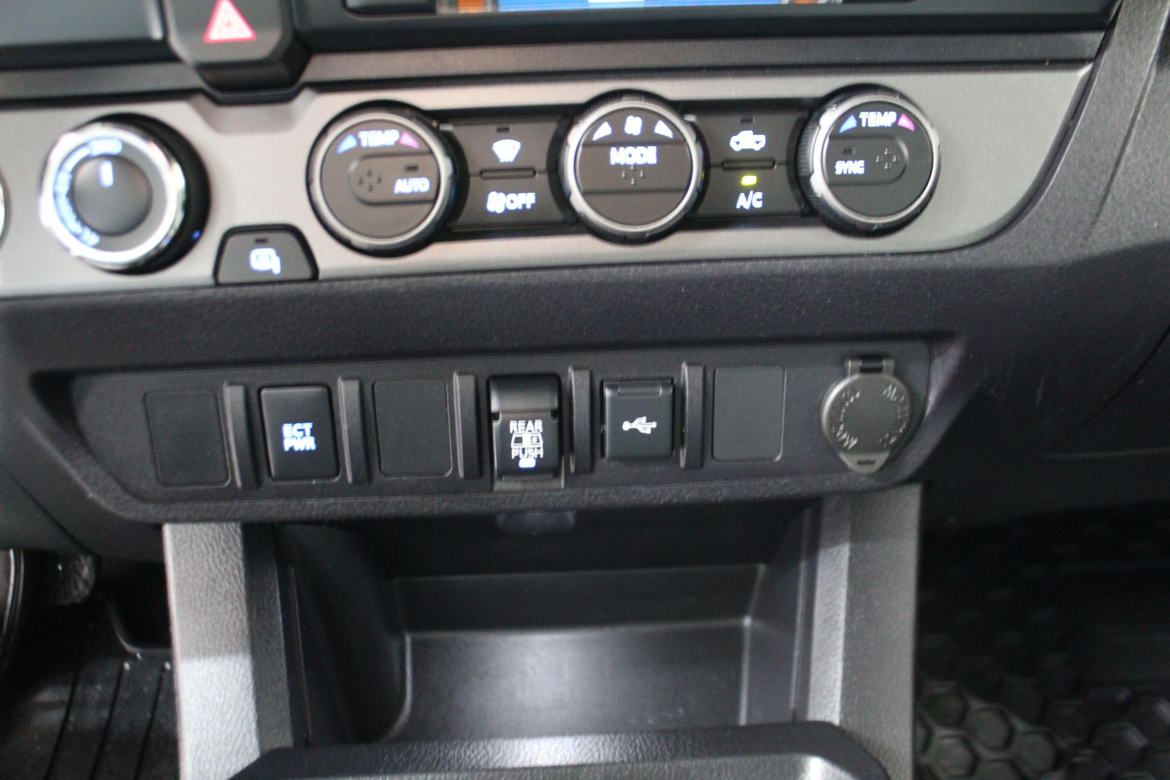 Toyota Tacoma 2021 - Image 23