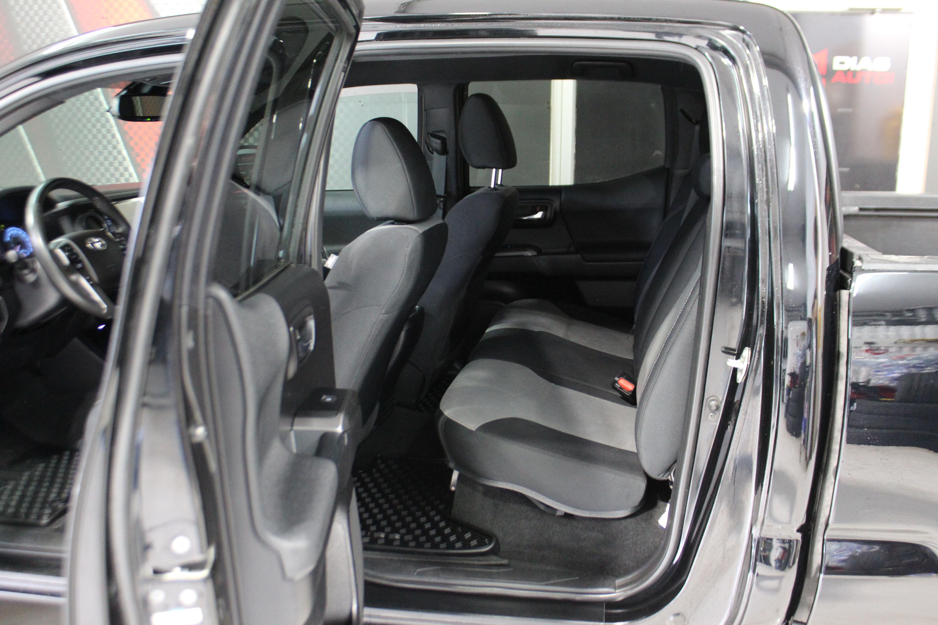 Toyota Tacoma 2021 - Image 26