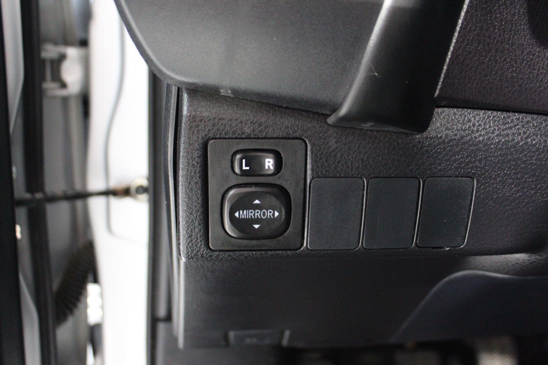 Toyota Corolla 2019 - Image 11