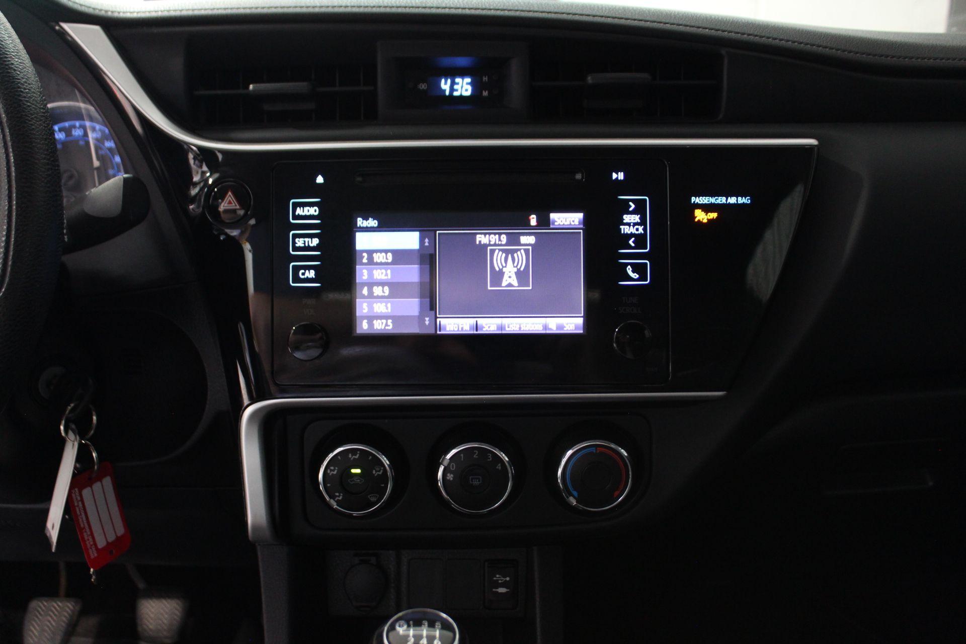 Toyota Corolla 2019 - Image 17