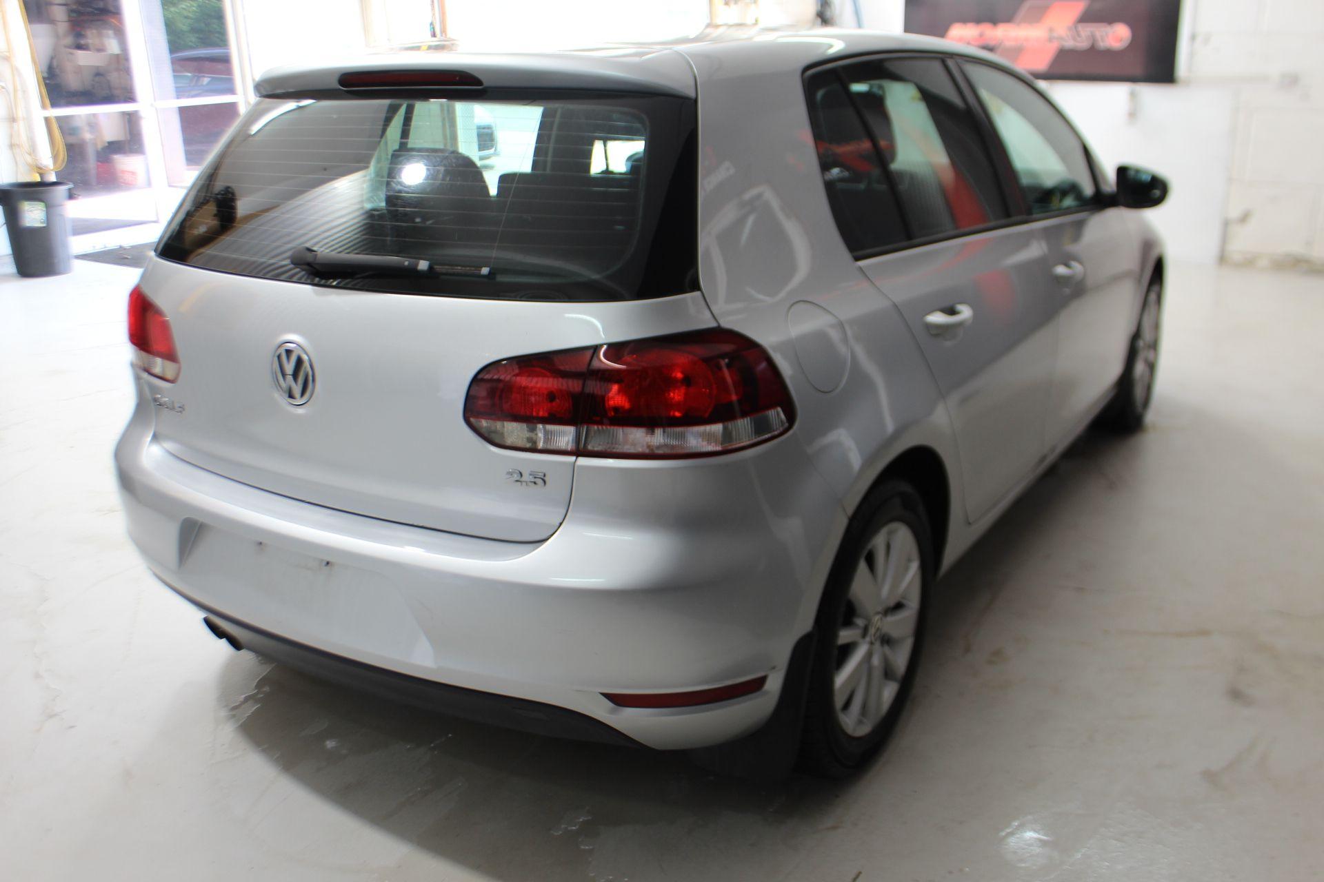 Volkswagen Golf 2013 - Image 6