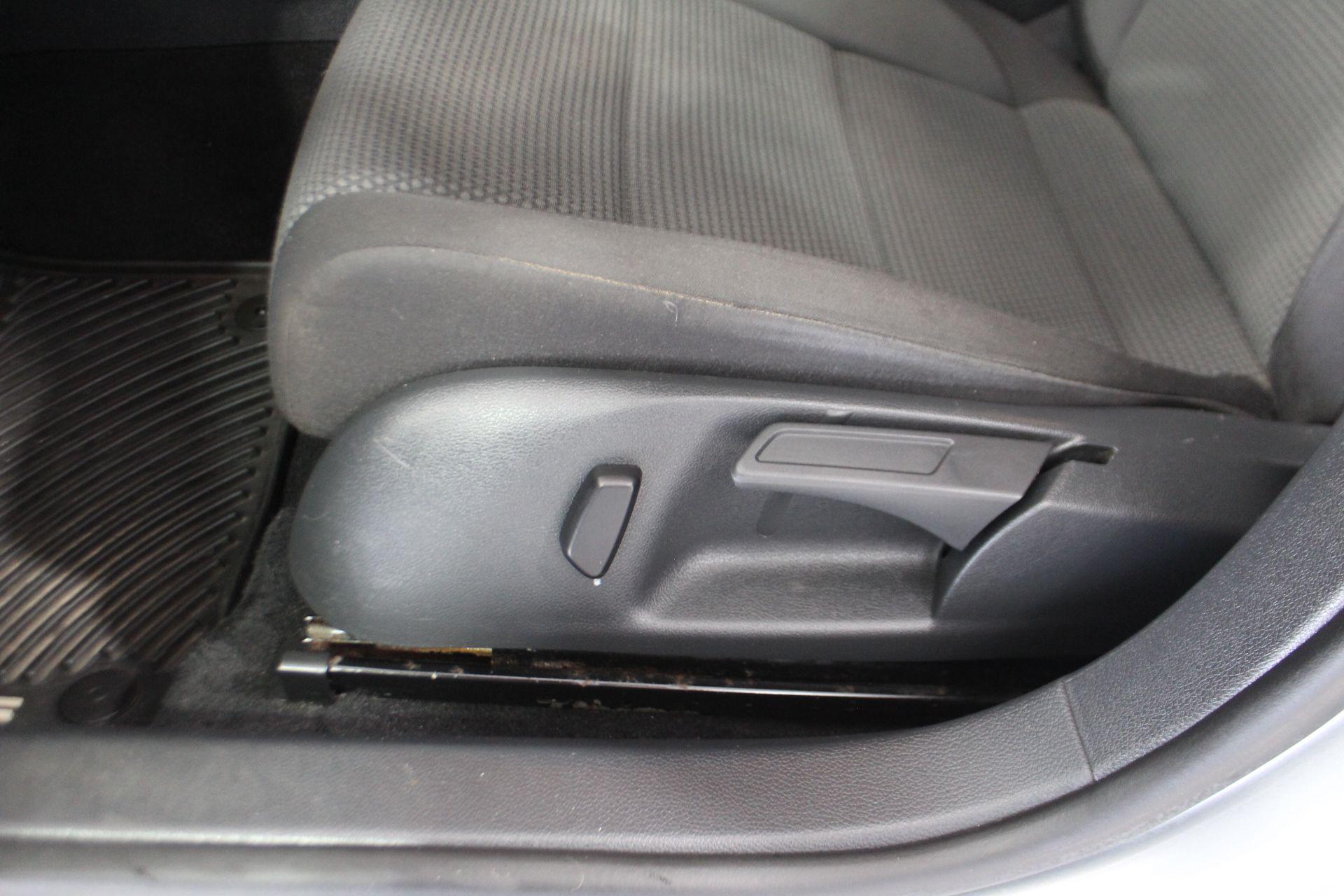 Volkswagen Golf 2013 - Image 15