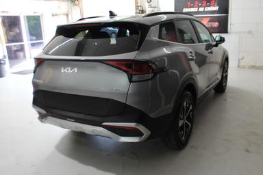 Kia Sportage 2023 - Thumbnail 5
