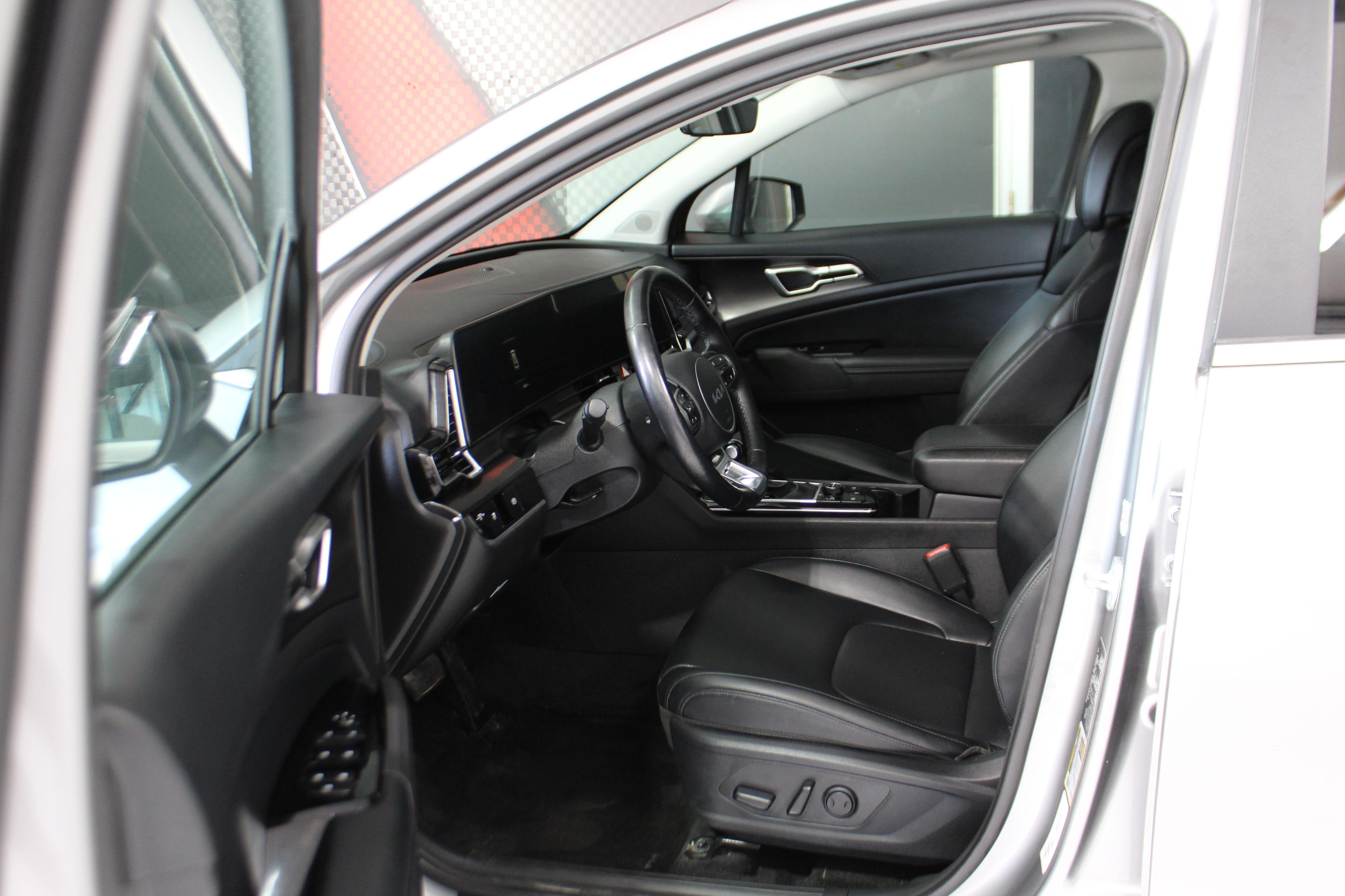 Kia Sportage 2023 - Image 10