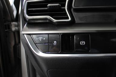 Kia Sportage 2023 - Thumbnail 11